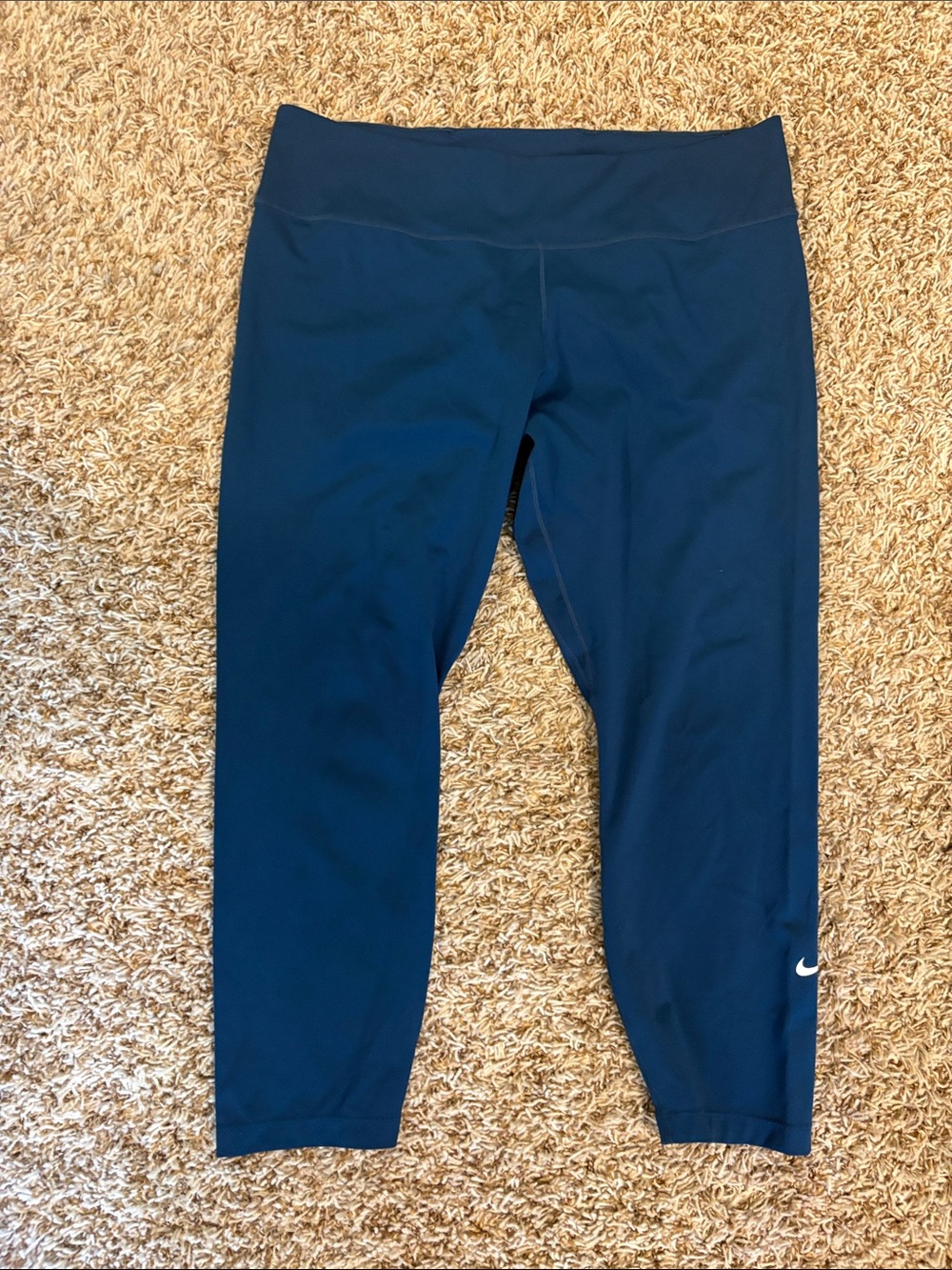 Nike Women’s Dark Blue Performance Leggings